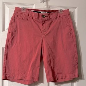 Ladies Dockers shorts. Dusty rose color, size 8- Golf or casual tailored fit